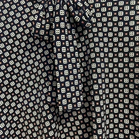 Women’s Adrianna Papell Blouse Size Medium - Picture 2 of 5